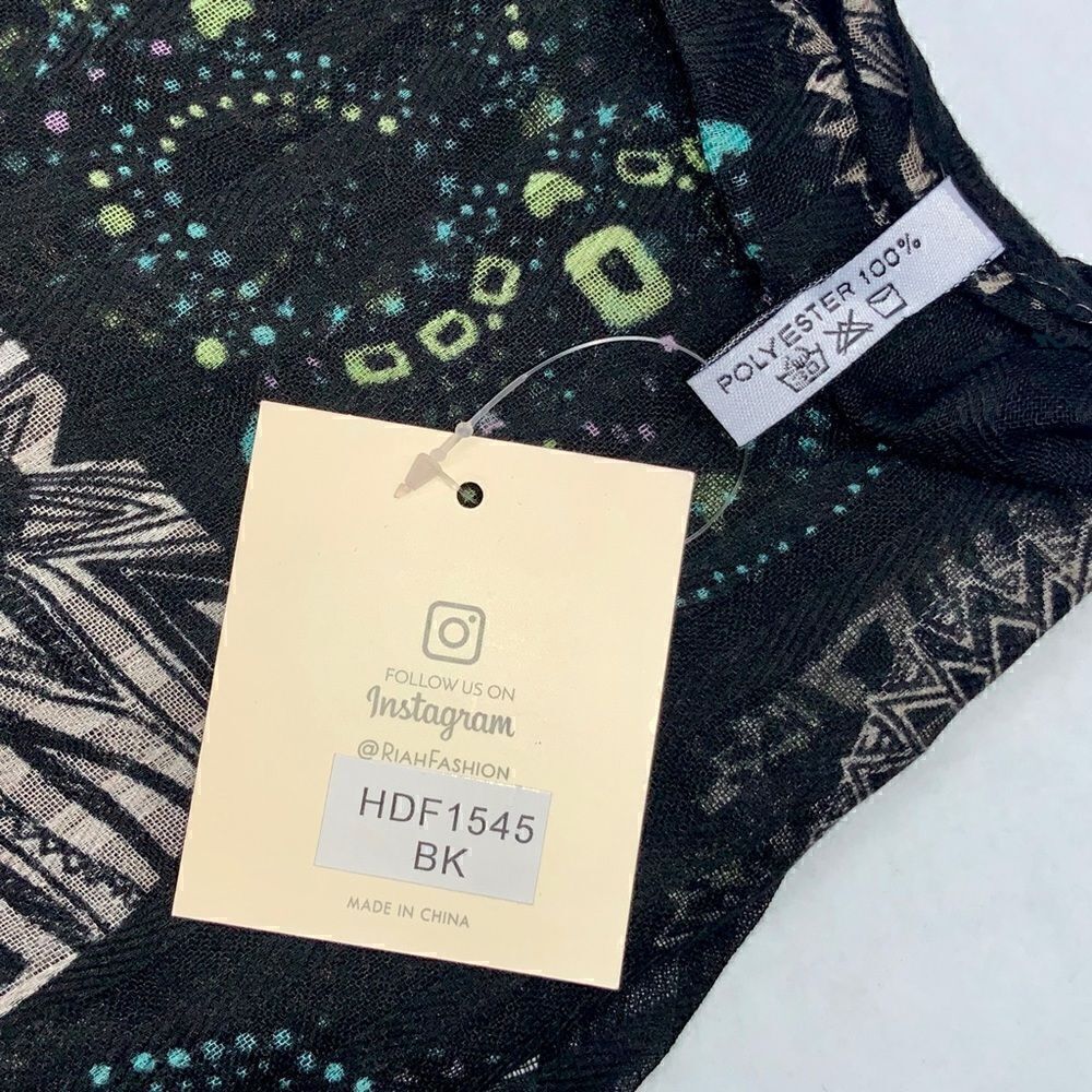 LIGHTWEIGHT GAUZY SUGAR SKULL PRINT SCARF WRAP SHAWL IN BLACK HALLOWEEN MUERTOS - Picture 9 of 12